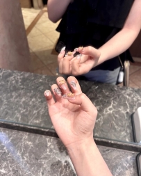 ?我慢はやめて。あなたにはもっと良い幸せがある。